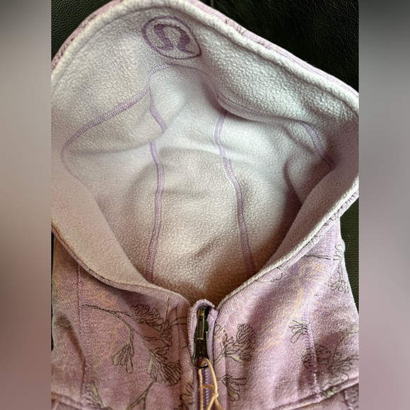 Lululemon Scuba 💜🌸 - Picture 4 of 7